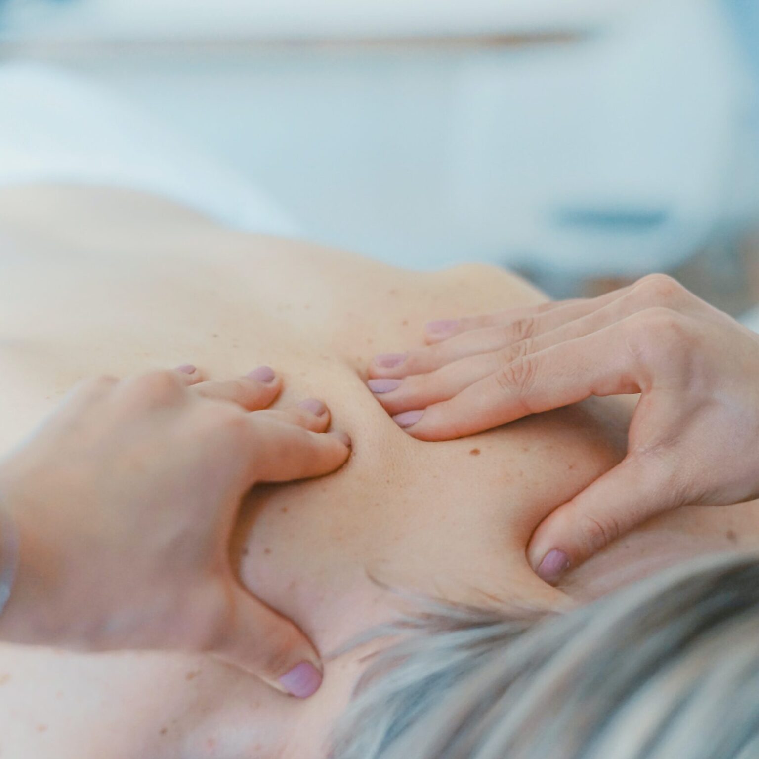 toa-heftiba-hBLf2nvp-Yc-unsplash